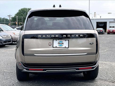 Used 2025 Subaru Forester Touring AWD/4WD image 4