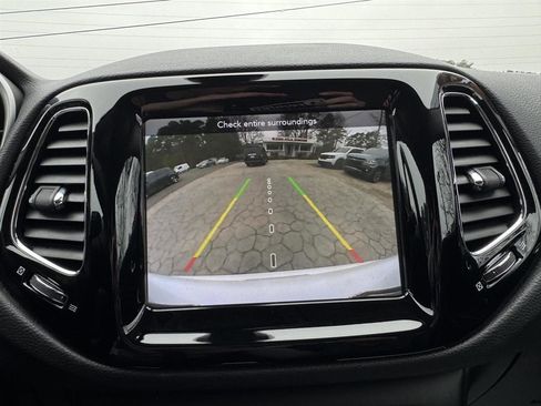 Used 2019 Jeep Compass Limited w/ Safety & Security Group image 20