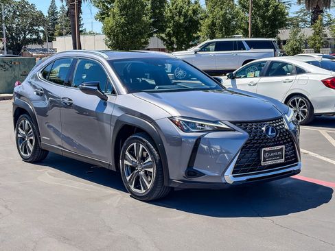 Used 2019 Lexus UX 250h w/ Premium Package AWD/4WD image 5