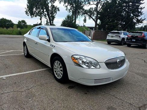 Used 2008 Buick Lucerne CX image 10