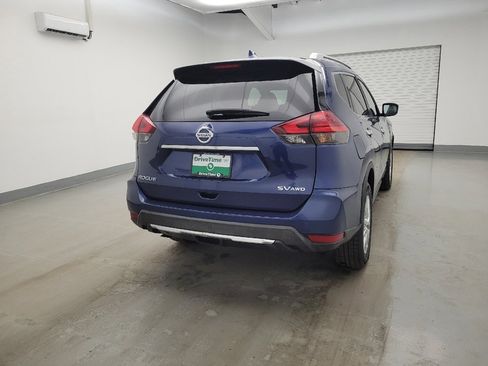 Used 2017 Nissan Rogue SV image 7