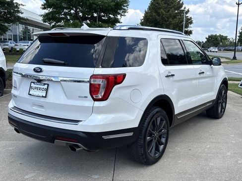 Used 2018 Ford Explorer Limited AWD/4WD image 3