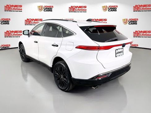 Certified 2023 Toyota Venza Nightshade image 2