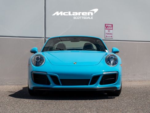 Used 2019 Porsche 911 Targa 4 GTS AWD/4WD image 10