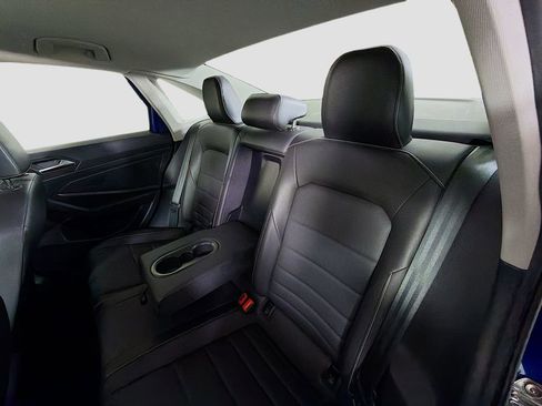 Used 2024 Volkswagen Jetta SE FWD image 24