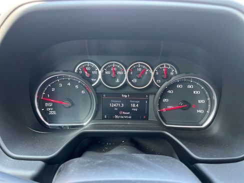 Used 2021 Chevrolet Tahoe LT w/ Luxury Package RWD image 16