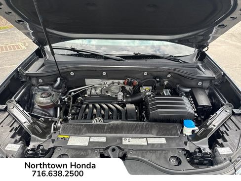 Used 2020 Volkswagen Atlas Cross Sport SE w/ Panoramic Sunroof Package AWD/4WD image 16