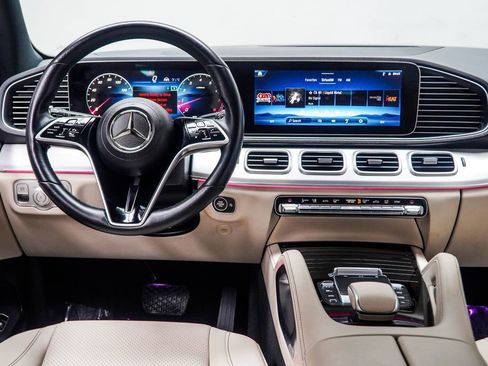 Used 2025 Mercedes-Benz GLE 350 4MATIC image 17