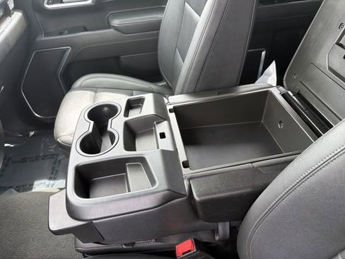 Certified 2025 GMC Sierra 1500 SLT AWD/4WD image 23