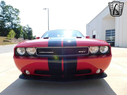 Used 2011 Dodge Challenger SRT8 image 3