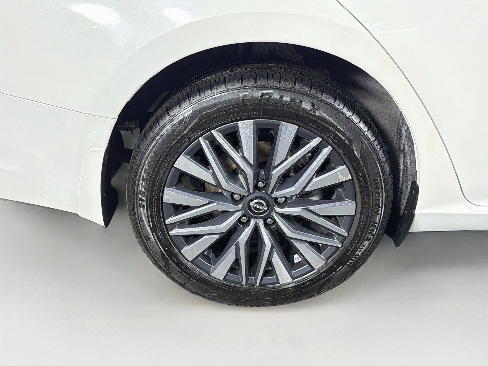 Used 2023 Nissan Altima 2.5 SV AWD/4WD image 33