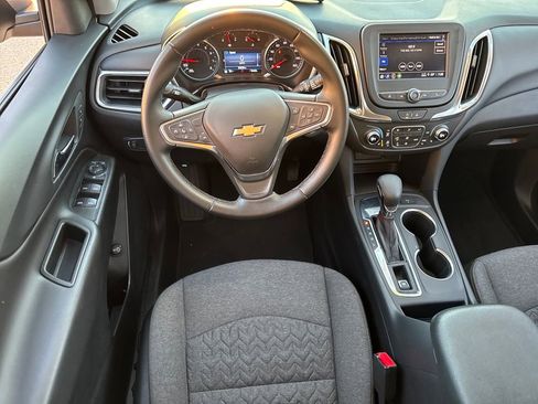 Used 2024 Chevrolet Equinox LT image 17