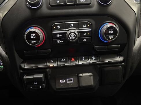 Used 2022 Chevrolet Silverado 1500 RST image 45