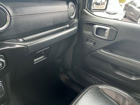 Used 2020 Jeep Wrangler Unlimited Sahara w/ Dual Top Group image 27