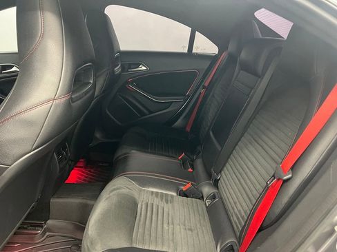 Used 2015 Mercedes-Benz CLA 250 image 10