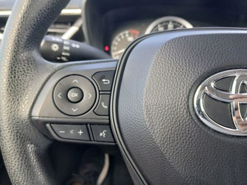 Used 2020 Toyota Corolla LE FWD image 28