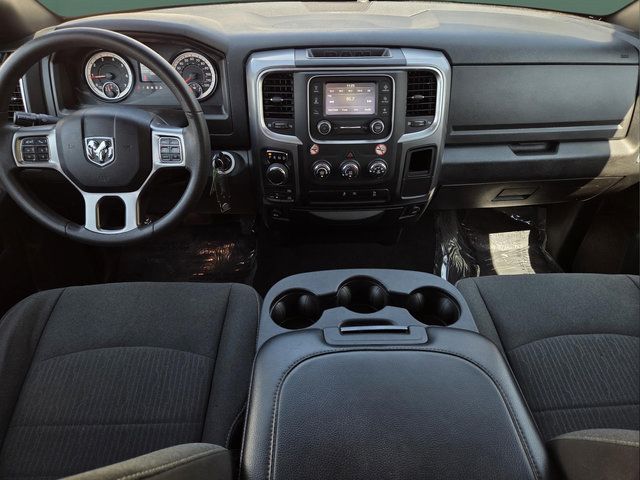 Used 2024 RAM 1500 Warlock AWD/4WD image 9