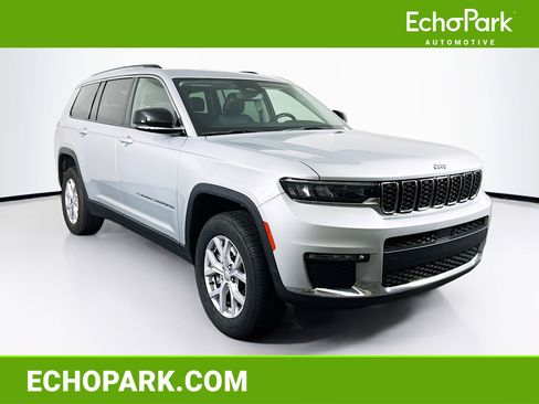 Used 2022 Jeep Grand Cherokee L Limited AWD/4WD image 1