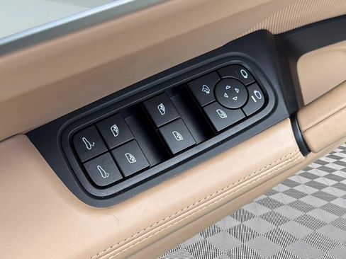 Certified 2024 Porsche Cayenne S AWD/4WD image 14