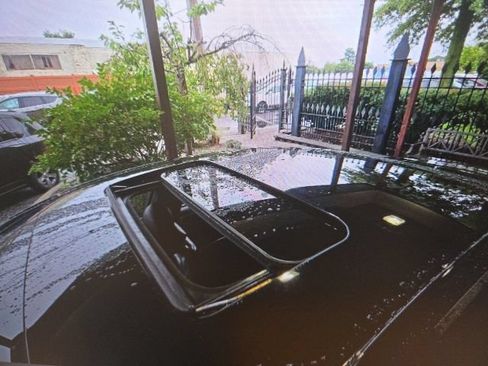 Used 2017 Lincoln MKZ Reserve w/ Technology Package AWD/4WD image 8