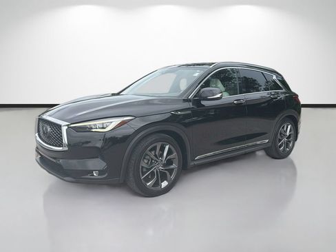 Used 2019 INFINITI QX50 Essential w/ Sensory Package FWD image 7