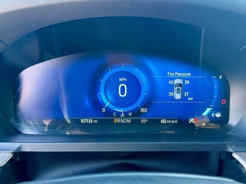 Used 2021 Ford Explorer Platinum w/ Equipment Group 601A AWD/4WD image 33