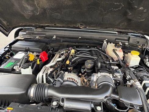 Used 2022 Jeep Gladiator Rubicon w/ LED Lighting Group image 17