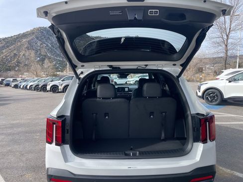 New 2026 Kia Sorento SX Prestige image 6