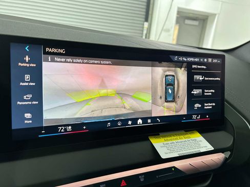 New 2026 BMW X3 xDrive30 w/ Premium Package image 24