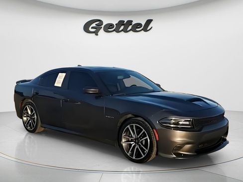 Used 2021 Dodge Charger R/T w/ Plus Group image 2