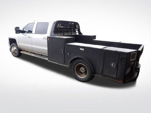 Used 2018 Chevrolet Silverado 3500 LT w/ LT Convenience Package AWD/4WD image 15