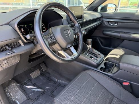 Used 2025 Honda CR-V Sport image 32