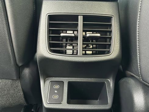New 2026 Kia Seltos S AWD/4WD image 16
