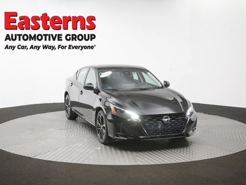 Used 2023 Nissan Altima 2.5 SR w/ SR Premium Package AWD/4WD image 51