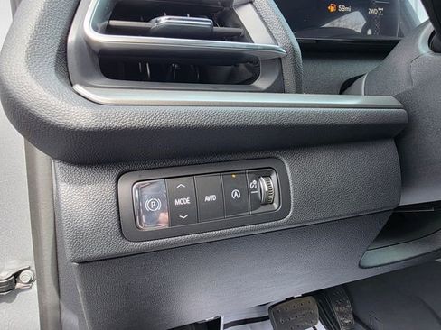 New 2026 Chevrolet Traverse LT w/ Midnight/Sport Edition image 9