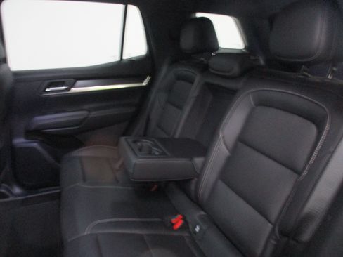 New 2026 GMC Terrain Elevation w/ Elevation Premium Package FWD image 15