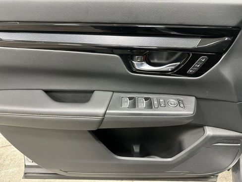 Used 2023 Honda CR-V Sport Touring image 17