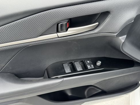 New 2026 Toyota Camry SE FWD image 18