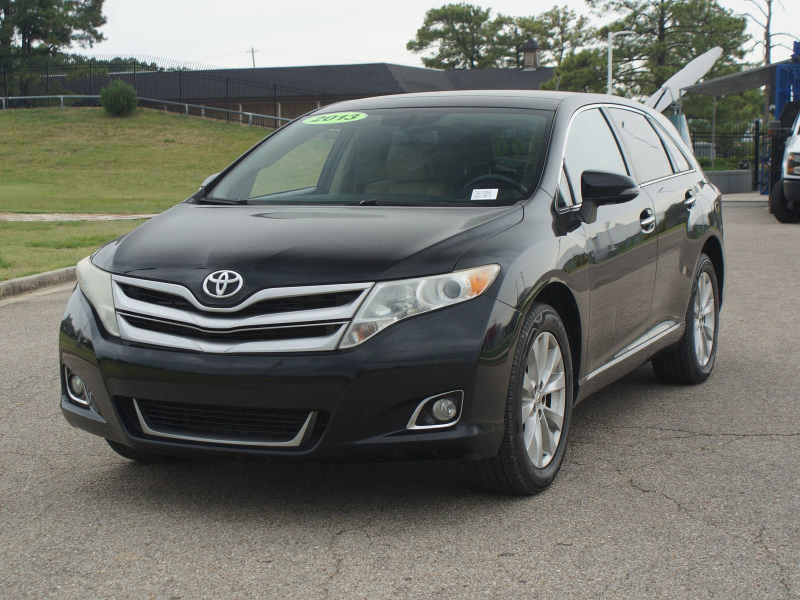 Used 2013 Toyota Venza XLE w/ XLE Premium Pkg FWD image 16