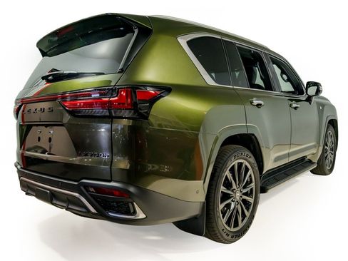 Used 2025 Lexus LX 700h F Sport AWD/4WD image 9