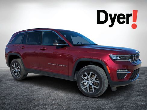 Used 2025 Jeep Grand Cherokee Limited RWD image 1