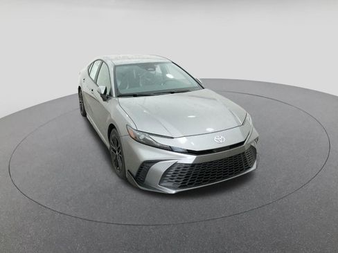 New 2026 Toyota Camry SE image 14