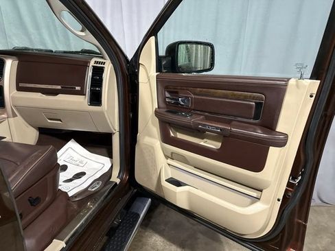 Used 2015 RAM 1500 Laramie Longhorn w/ Convenience Group AWD/4WD image 35