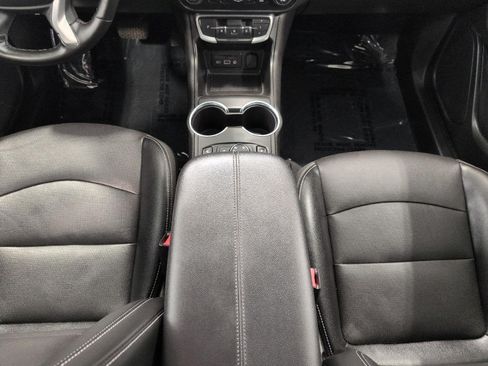 Certified 2023 GMC Terrain SLT AWD/4WD image 16