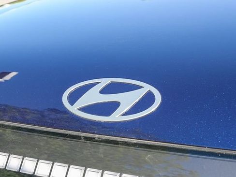 New 2026 Hyundai Ioniq 9 SEL image 10