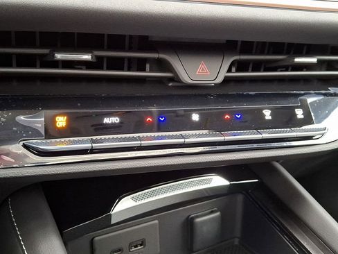 New 2026 Buick Envision Sport Touring image 12