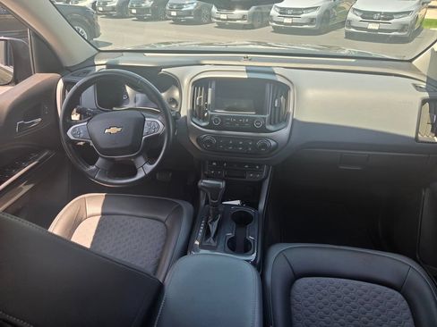Used 2017 Chevrolet Colorado Z71 AWD/4WD image 31