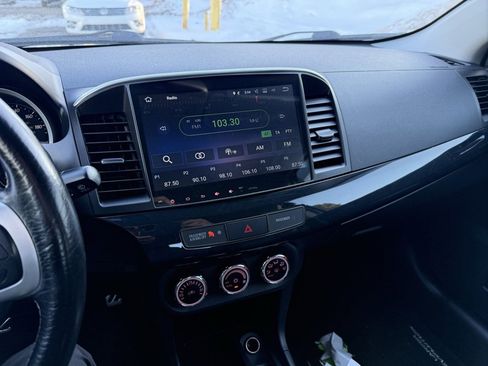 Used 2015 Mitsubishi Lancer Evolution GSR image 9