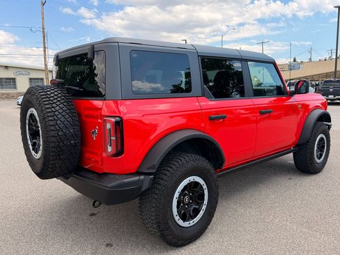 Used 2024 Ford Bronco Badlands w/ Sasquatch Package AWD/4WD image 6