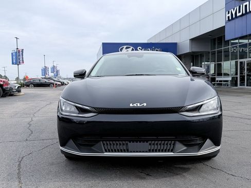 Used 2024 Kia EV6 Light image 2